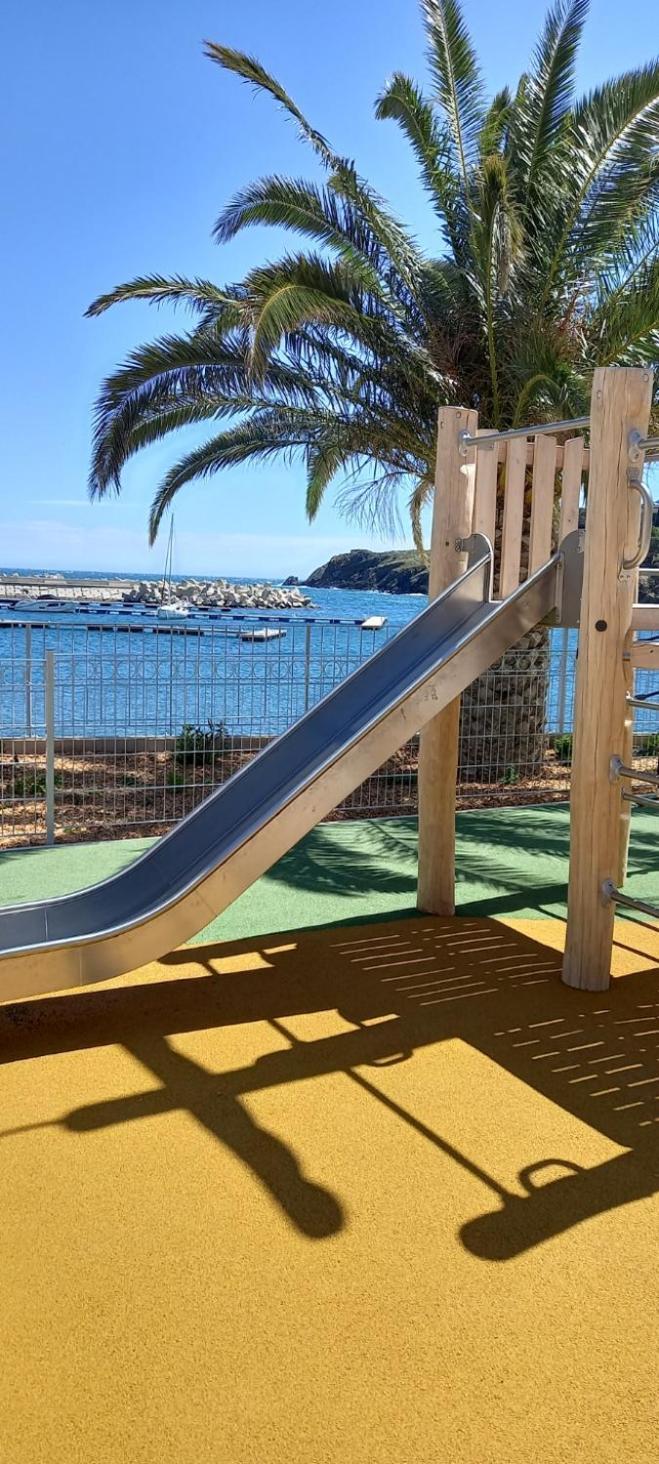 Appart F3 A 150 M De La Plage Avec Parking Prive Cerbère Eksteriør bilde